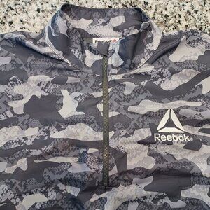 Reebok Jacket Women's Gray Camouflage Windbreaker 1/2 Zip Pullover XXL